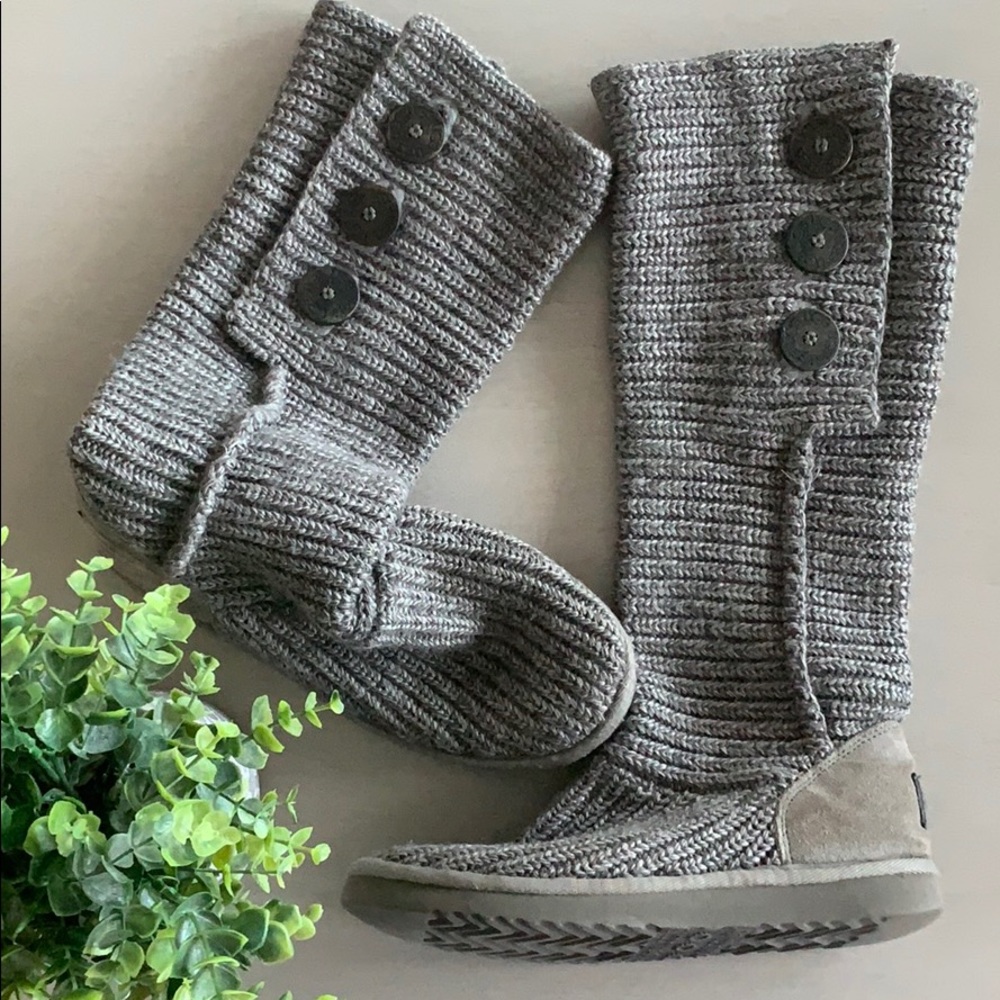 UGG Australia Classic Cardy Knit Boots Size 8